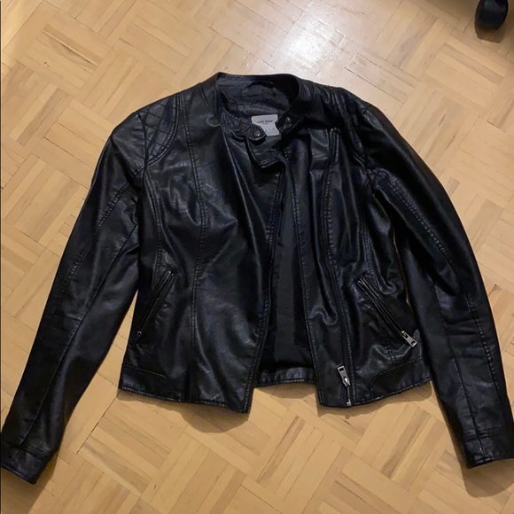 Leather jacket - Picture 1 of 3